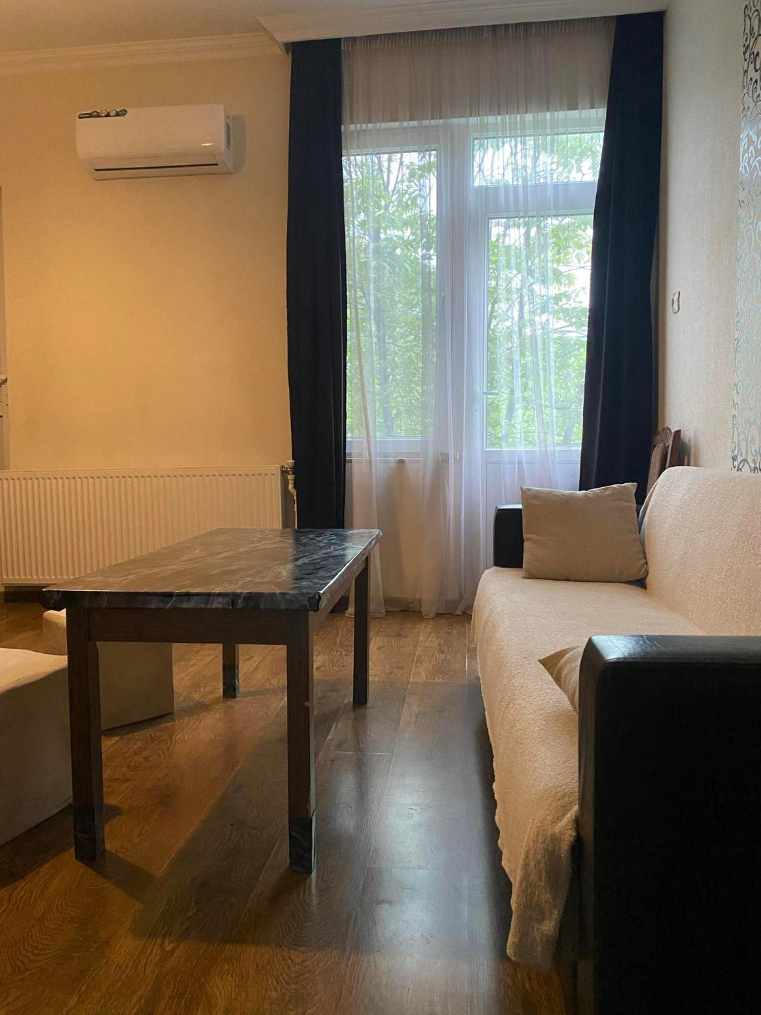 Guest House Telavi XXI Luaran gambar