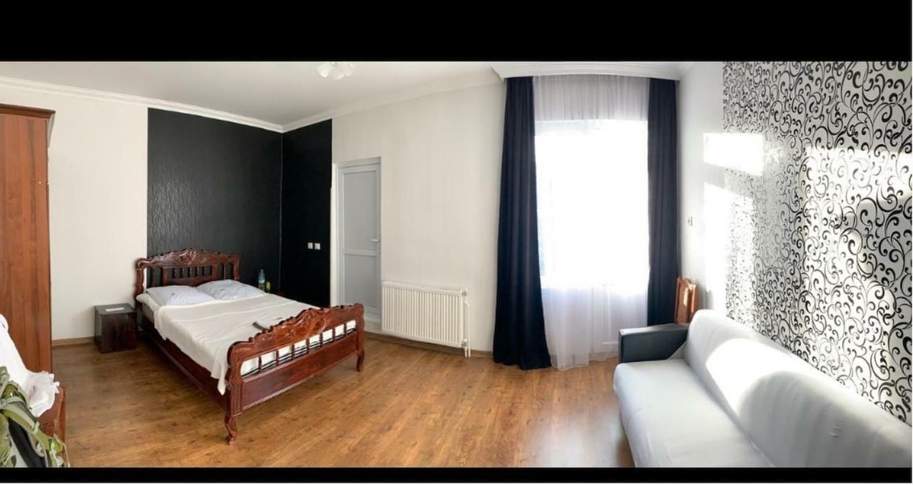 Guest House Telavi XXI Luaran gambar